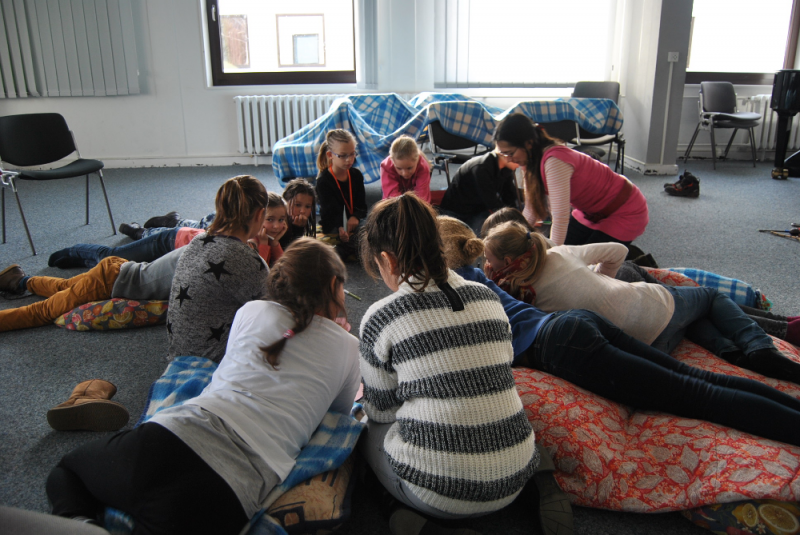 ERZÄHLTHEATER GEGEN GEWALT ONE BILLION RISING
                                
                                